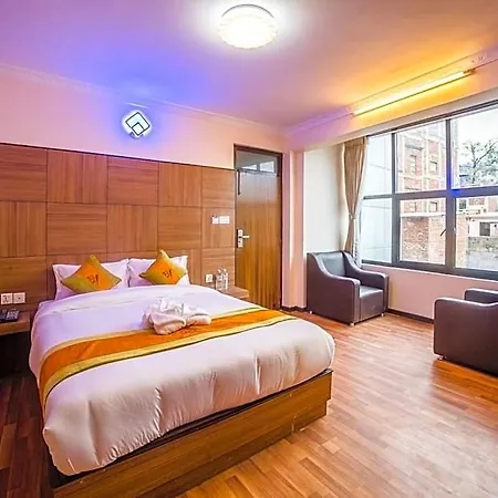Hotel Ace